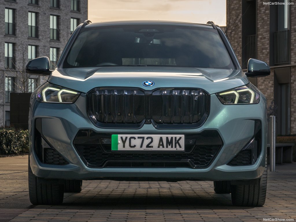 BMW iX1 2023 (UK Version)